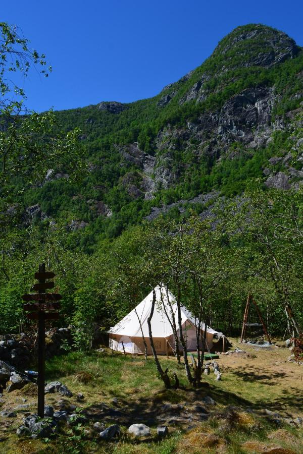 Osa Hardanger Basecampホステル エクステリア 写真