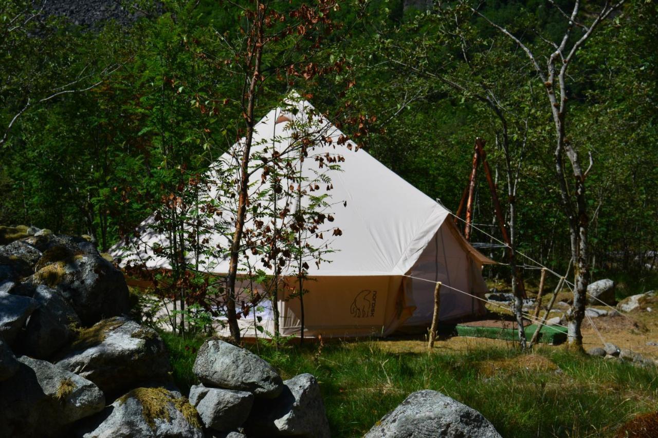 Osa Hardanger Basecampホステル エクステリア 写真