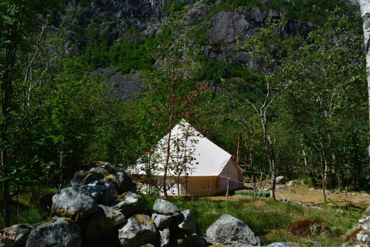 Osa Hardanger Basecampホステル エクステリア 写真