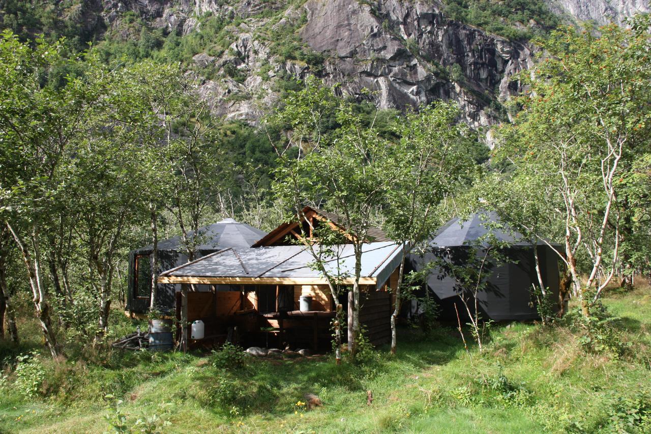 Osa Hardanger Basecampホステル エクステリア 写真