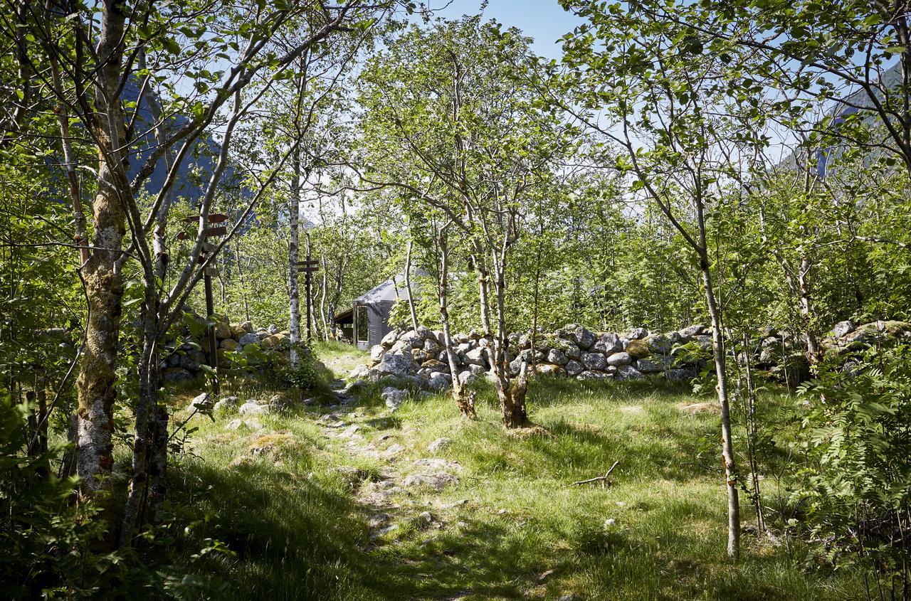 Osa Hardanger Basecampホステル エクステリア 写真